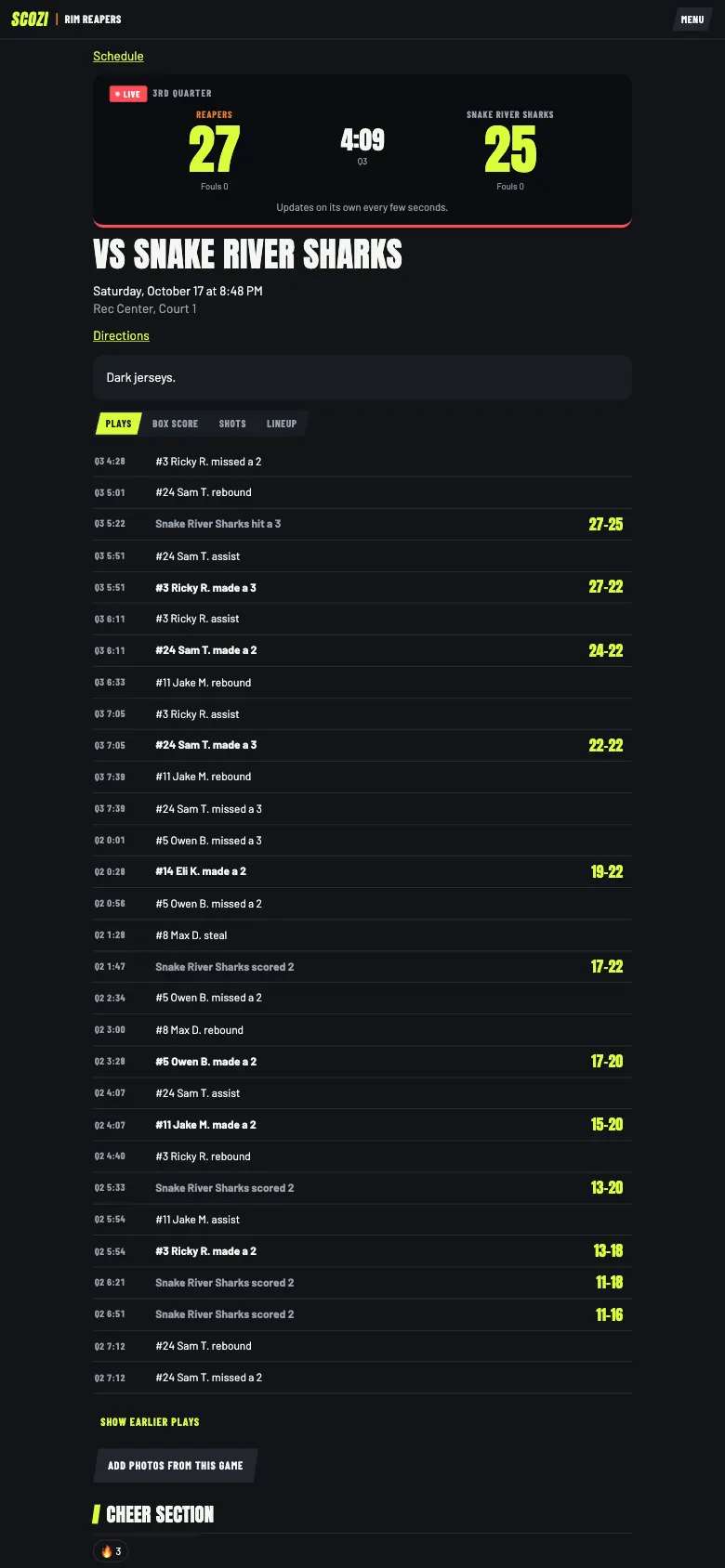 Live game page with the score, the running clock and the play-by-play